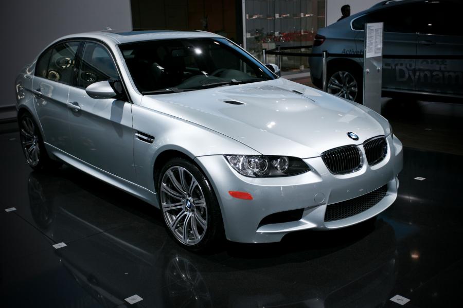  BMW M3 Sedan 2007 года  (фото 33 из 72)